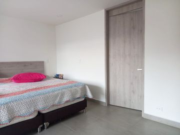 PR13066 Apartamento en venta sector La Aguacatala