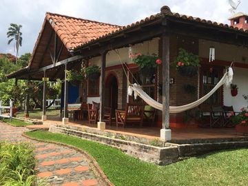 casa campestre en venta en el carmen. Cod V11858