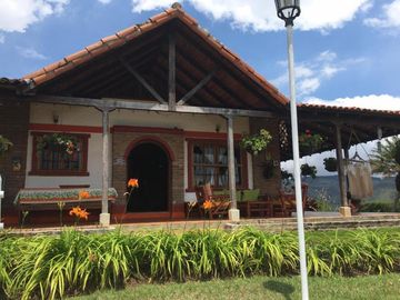 casa campestre en venta en el carmen. Cod V11858