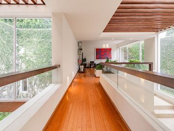 Espectacular casa en calle cerrada con vigilancia, Escarcha