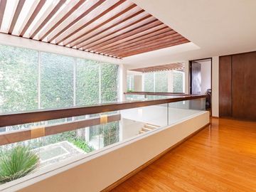 Espectacular casa en calle cerrada con vigilancia, Escarcha