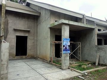 RUMAH BARU PROSES BANGUN DEKAT TAMAN DENGGUNG