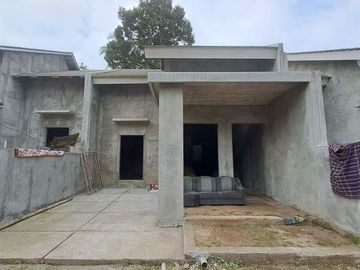 RUMAH BARU PROSES BANGUN DEKAT TAMAN DENGGUNG