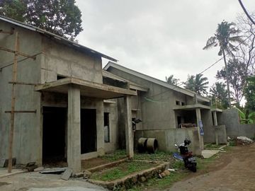 RUMAH BARU PROSES BANGUN DEKAT TAMAN DENGGUNG