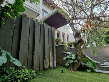 RUMAH at Jl PANGLIMA POLIM, PANGPOL, KEBAYORAN BARU, JAKSEL