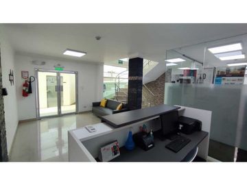 EDIFICIO COMERCIAL CON GALPÓN BODEGA EN VENTA ZONA MÉDICA DURN NORTE