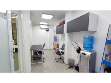 EDIFICIO COMERCIAL CON GALPÓN BODEGA EN VENTA ZONA MÉDICA DURN NORTE