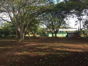 Ex Granja en venta, en Hunxectamán Umán. Yuc.
