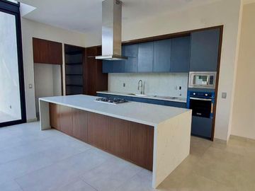 VENTA DE HERMOSA CASA NUEVA EN B NAYAR BUCERIAS NAYARIT