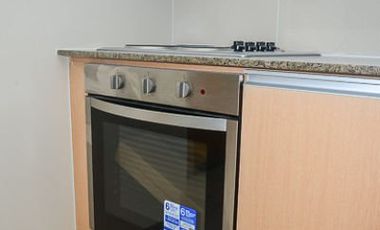 Fully Furnished 2BR Corner Unit with Parking in BGC