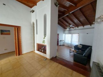 Casa en venta en Lanus Oeste