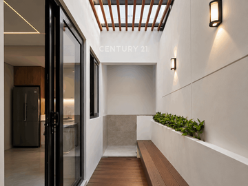 Dijual Rumah Full Furnish Di Wedomartani Dekat SD Model