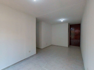apartamento en venta en primero de mayo. Cod V6553