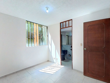 apartamento en venta en primero de mayo. Cod V6553