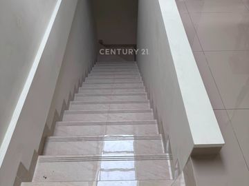 Dijual Rumah Minimalis Modern Harga Menarik Di Kebayoran Lama