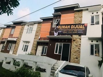 RUMAH CANTIK SIAP HUNI 2LANTAI DAERAH PEMDA KULON PROGO