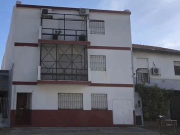Departamento Tipo Casa en venta en Sarandi Oeste