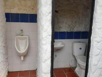 FINCA DE RECREO ASEQUIBLE A 3 MINUTOS DESDE BARBOSA ANTIOQUIA COLOMBIA.
