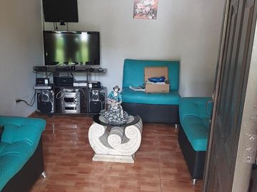 FINCA DE RECREO ASEQUIBLE A 3 MINUTOS DESDE BARBOSA ANTIOQUIA COLOMBIA.