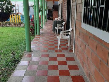 FINCA DE RECREO ASEQUIBLE A 3 MINUTOS DESDE BARBOSA ANTIOQUIA COLOMBIA.