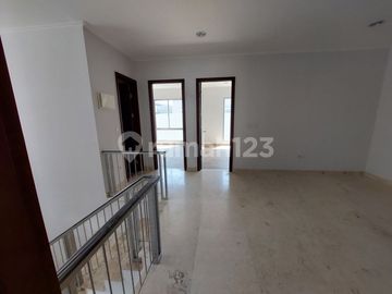 Promo Rumah Di Golf Island Uk12x25,siap Huni