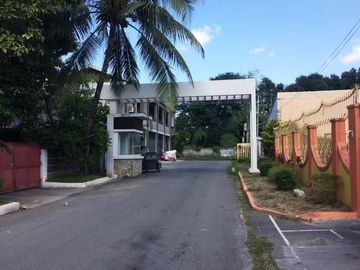 Good Investment Commercial Lot with Improvements for Sale Lo