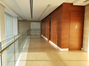 SE ALQUILA APARTAMENTO DE LUJO EN SANTA MARIA LINEA BLANCA