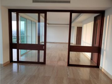 SE ALQUILA APARTAMENTO DE LUJO EN SANTA MARIA LINEA BLANCA