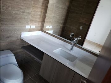 SE ALQUILA APARTAMENTO DE LUJO EN SANTA MARIA LINEA BLANCA
