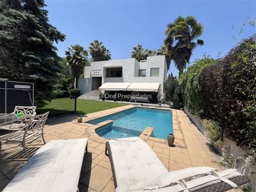 Casa en Venta en Santuario del Valle/Los Trapenses | Casa en Venta 5D4B | Lo Barnechea | One Propiedades