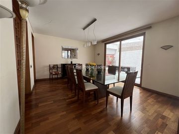 Casa en Venta en Santuario del Valle/Los Trapenses | Casa en Venta 5D4B | Lo Barnechea | One Propiedades
