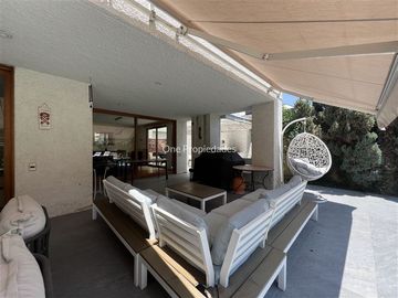 Casa en Venta en Santuario del Valle/Los Trapenses | Casa en Venta 5D4B | Lo Barnechea | One Propiedades