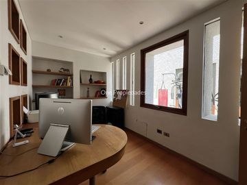 Casa en Venta en Santuario del Valle/Los Trapenses | Casa en Venta 5D4B | Lo Barnechea | One Propiedades