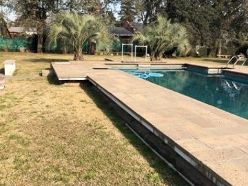 VENTA HERMOSA QUINTA EN PARQUE GAONA-MORENO.