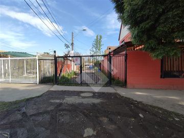 Casa en venta en La Florida; Recién bajada de precio año 1....