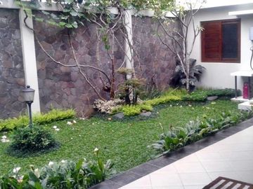 Rumah Nyaman di Dago Asri Dekat Tubagus Ismail & Dipatiukur