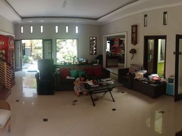 Rumah Mewah di Gayungsari Barat Termurah di Kelasnya