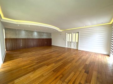 Casa en con Alberca y Cine en Venta Colinas de San Javier, Guadalajara, Jalisco.