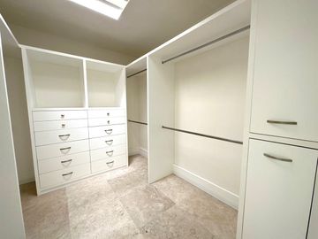 Casa en con Alberca y Cine en Venta Colinas de San Javier, Guadalajara, Jalisco.