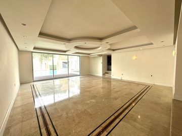 Casa en con Alberca y Cine en Venta Colinas de San Javier, Guadalajara, Jalisco.