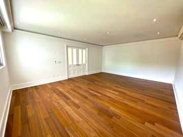 Casa en con Alberca y Cine en Venta Colinas de San Javier, Guadalajara, Jalisco.