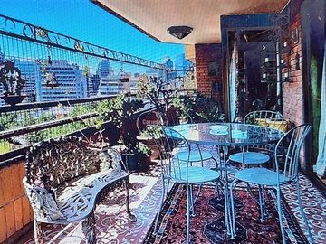 Departamento en venta de 4 dorm. en Las Condes