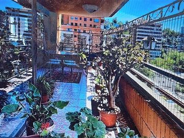 Departamento en venta de 4 dorm. en Las Condes