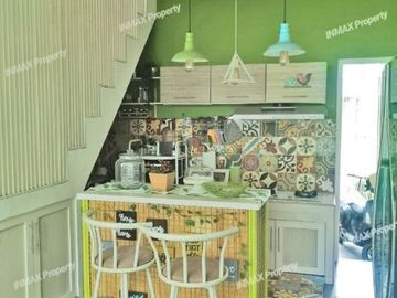 Rumah 2 Lantai Luas 187 di Araya Golf kota Malang
