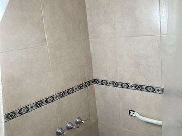 Casa PH en venta en Villa Dominico