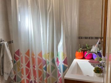 Casa PH en venta en Villa Dominico