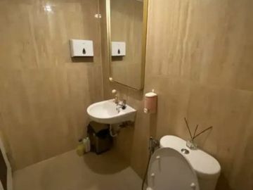 Rumah 2 Kavling Jadi 1 di Cluster Aralia Harapan Indah Bekasi