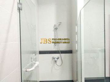 Dijual Villa Hook siap huni Komplek Juanda 1