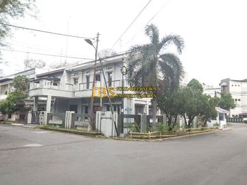 Dijual Villa Hook siap huni Komplek Juanda 1