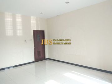 Dijual Villa Hook siap huni Komplek Juanda 1